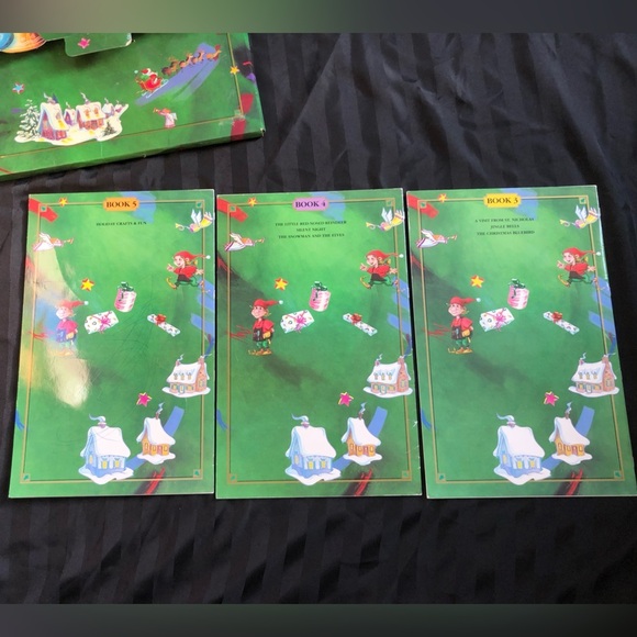 1992 The Christmas Treasure Chest - Picture 8 of 14